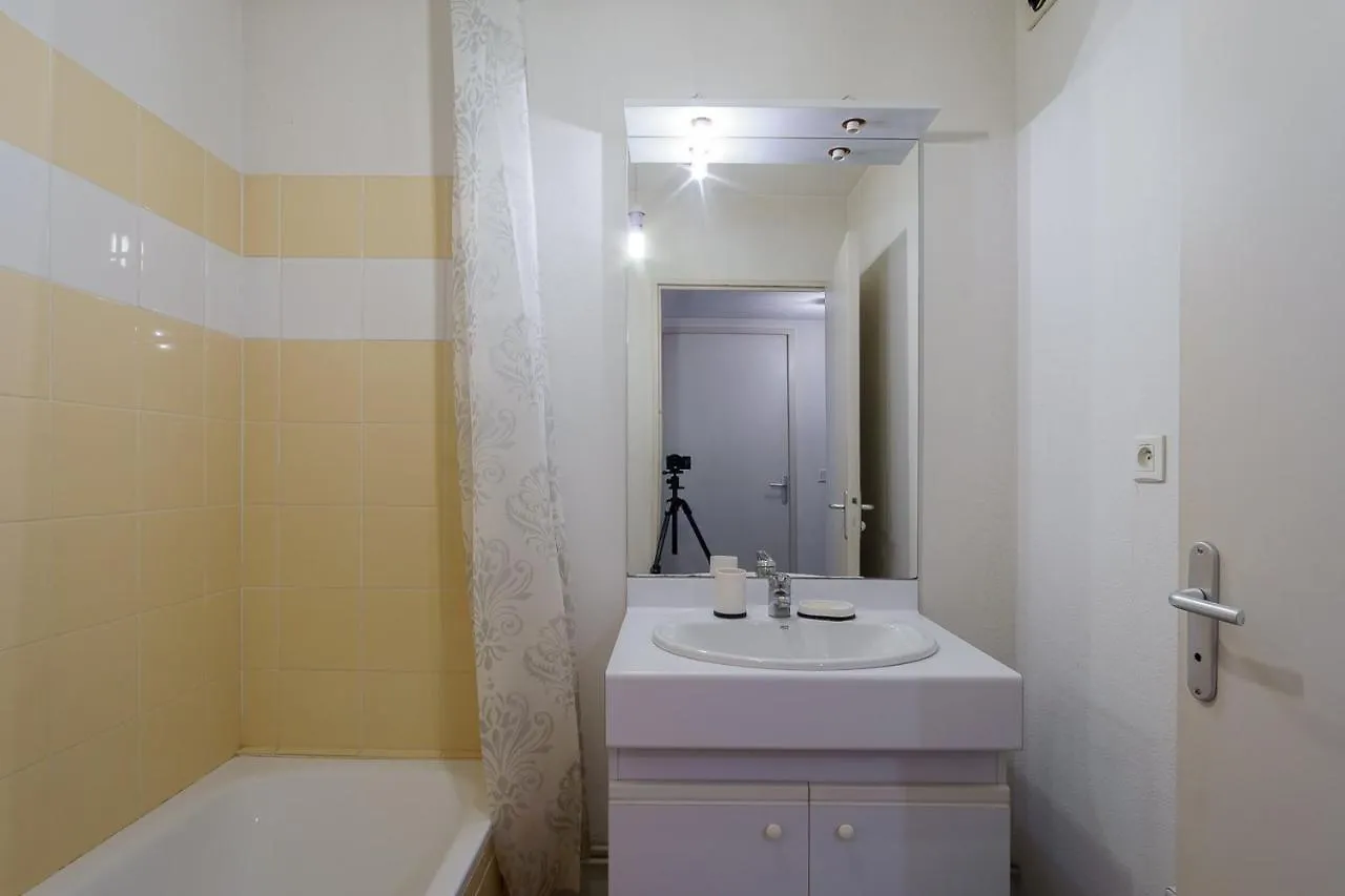 Apartment Casa Lyon Appartement Lumineaux